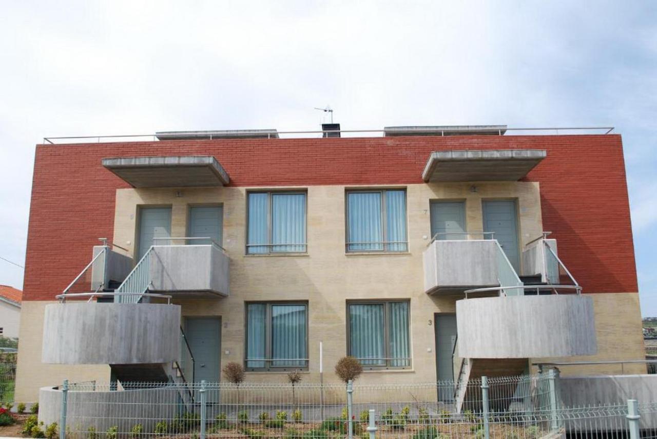 Apartamentos Playa De Portio Льенкрес Экстерьер фото